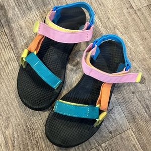 Multi-Colored Teva